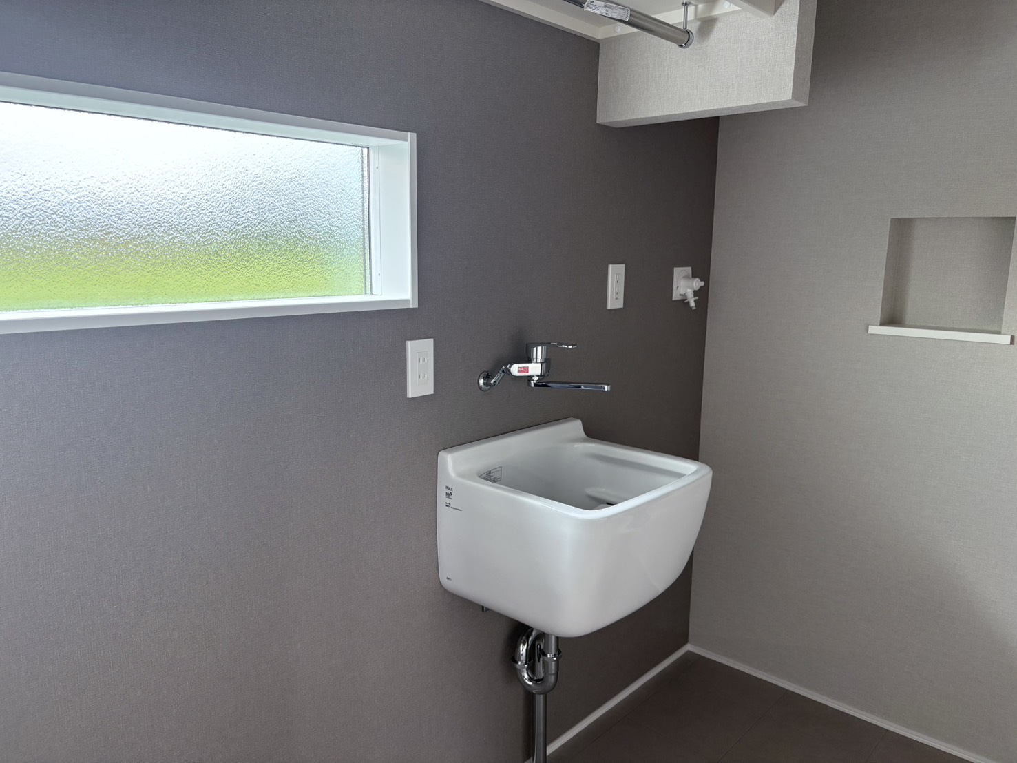 脱衣場にあるととても便利なスロップシンク